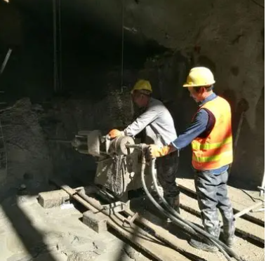 平度水下抗分散灌浆料特点 水下不分散注浆料介绍